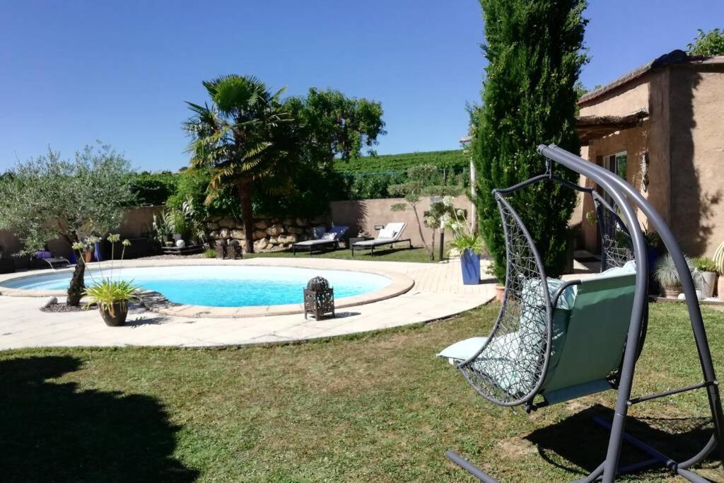 Wine Garden Villa Gardegan-et-Tourtirac Exterior photo